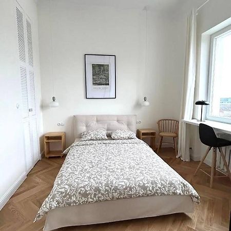 Old Town Residence , Wi-Fi , 2-Beds , Aesthetics - By Hik Apartments Warszawa Exteriör bild