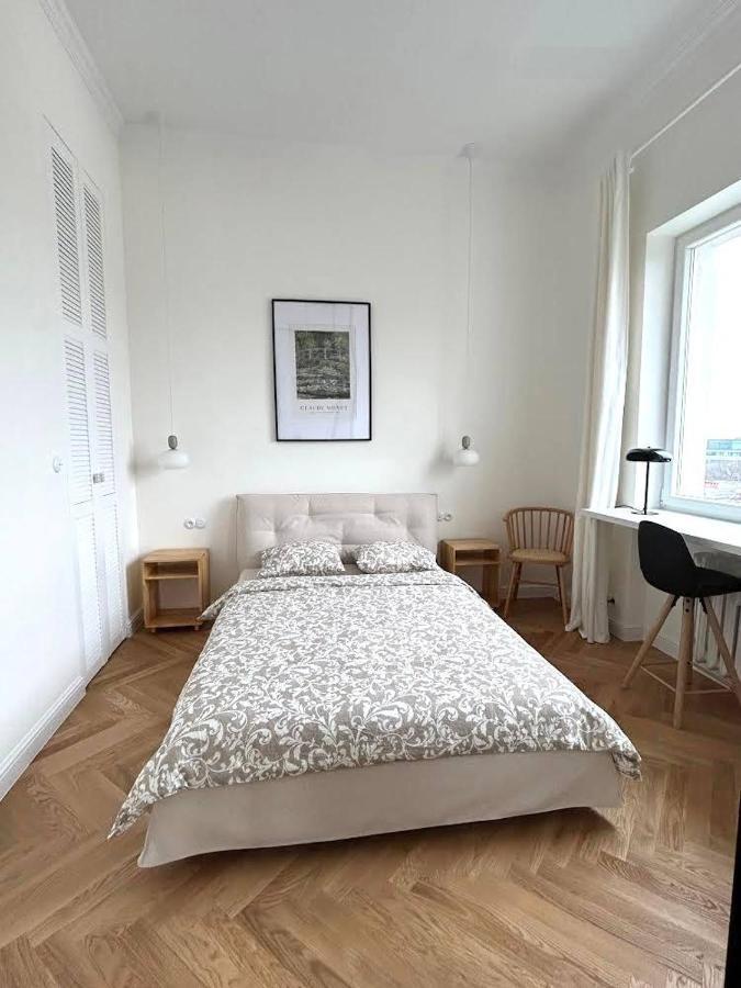 Old Town Residence , Wi-Fi , 2-Beds , Aesthetics - By Hik Apartments Warszawa Exteriör bild